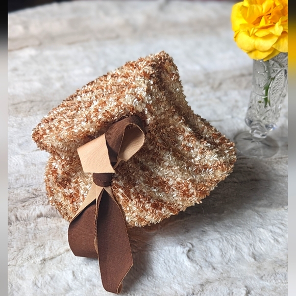 Toasted Coconut Cake Hat - Picture 2 of 11